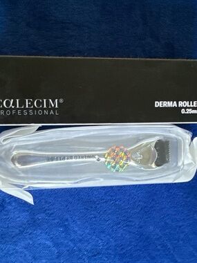 Brand new!!! Professional Derma Roller - Clear Handle with Black Roller 0.25mm